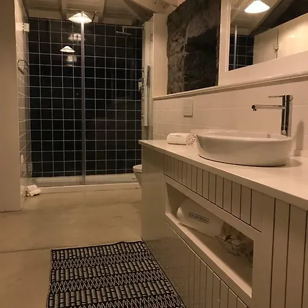 T1 Casa Pereiras Country house *